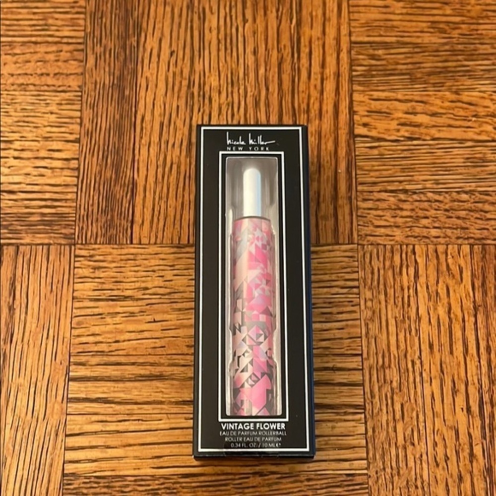 Nicole Miller, New York vintage flower perfume roller ball